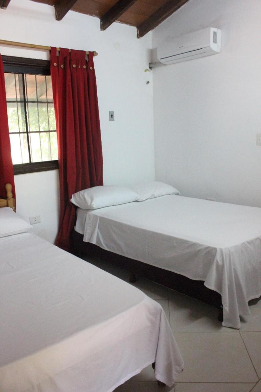 Posada San Miguel Paraguari Ngoại thất bức ảnh